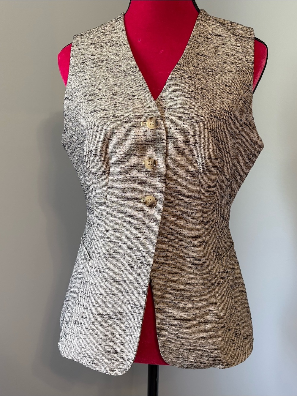 NWT ASTR Delphia Tweed Vest Black Speckle M